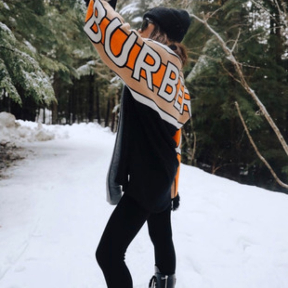 Burberry Cashmere Blend Pullover Sweater - image 1